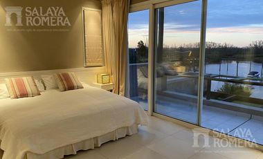 Excelente Casa  de 5 Ambientes  Isla Santa Monica