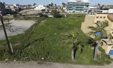 Se vende terreno de 612 m2 con col. Reforma, Playas de Rosarito