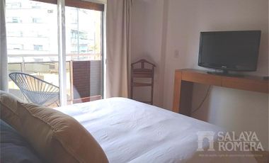 Departamento Alquiler Temporario 3 dormitorios Isla de Olivos con Cochera