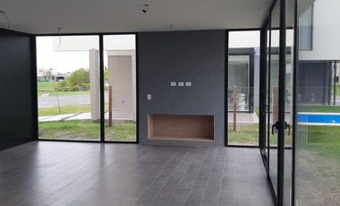 Casa en venta Barrio El Canal, Villanueva