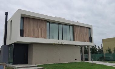 Casa en venta Barrio El Canal, Villanueva