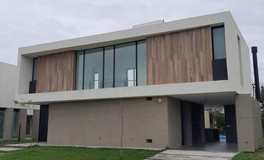 Casa en venta Barrio El Canal, Villanueva