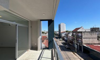 Condarco 134, Wilde ¡Semipiso de 4 ambientes con dos baños en Venta!