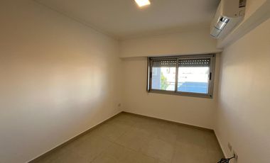 Condarco 134, Wilde ¡Semipiso de 4 ambientes con dos baños en Venta!