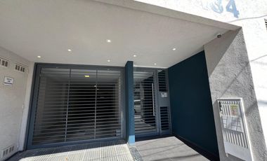 Condarco 134, Wilde ¡Semipiso de 4 ambientes con dos baños en Venta!