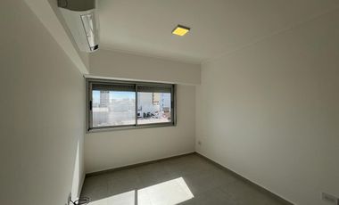 Condarco 134, Wilde ¡Semipiso de 4 ambientes con dos baños en Venta!