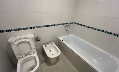 Condarco 134, Wilde ¡Semipiso de 4 ambientes con dos baños en Venta!