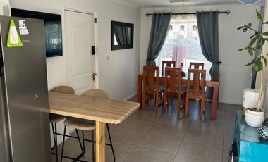 Vive donde tu familia merece crecer.Padre Hurtado