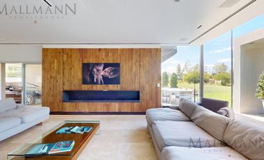 Venta Casa 4 Dormitorios con Muebles en Los Pilares