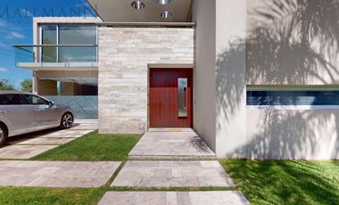 Venta Casa 4 Dormitorios con Muebles en Los Pilares