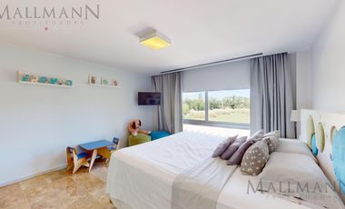 Venta Casa 4 Dormitorios con Muebles en Los Pilares