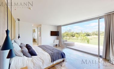 Venta Casa 4 Dormitorios con Muebles en Los Pilares