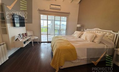 Casa en venta en Barrio Don Joaquin Canning