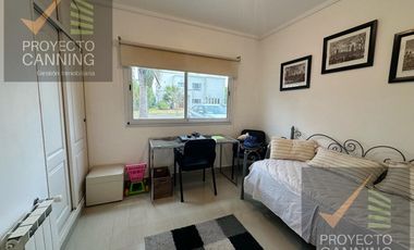 Casa en venta en Barrio Don Joaquin Canning