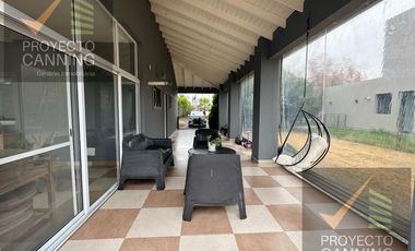 Casa en venta en Barrio Don Joaquin Canning