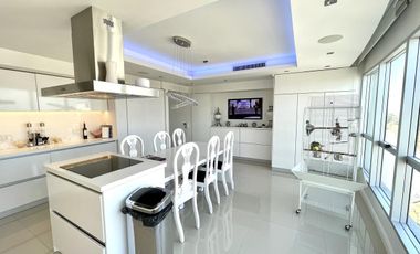 Extraordinario Departamento en Venta en Barrio Marinas Golf de 7 ambientes