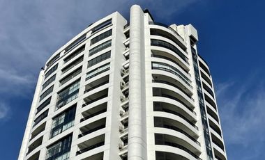 Extraordinario Departamento en Venta en Barrio Marinas Golf de 7 ambientes