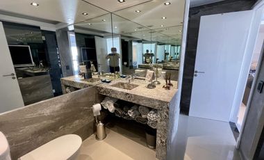 Extraordinario Departamento en Venta en Barrio Marinas Golf de 7 ambientes