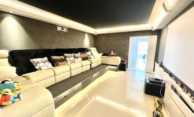 Extraordinario Departamento en Venta en Barrio Marinas Golf de 7 ambientes