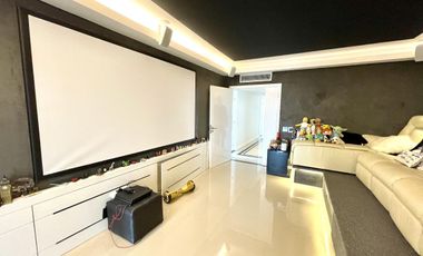 Extraordinario Departamento en Venta en Barrio Marinas Golf de 7 ambientes