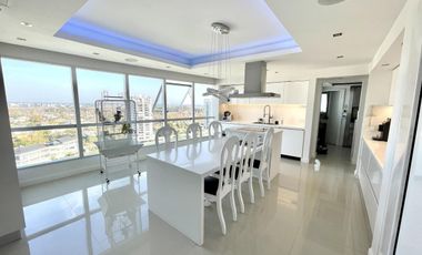 Extraordinario Departamento en Venta en Barrio Marinas Golf de 7 ambientes