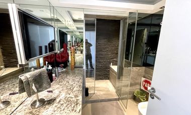 Extraordinario Departamento en Venta en Barrio Marinas Golf de 7 ambientes