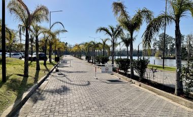 Extraordinario Departamento en Venta en Barrio Marinas Golf de 7 ambientes