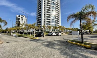 Extraordinario Departamento en Venta en Barrio Marinas Golf de 7 ambientes