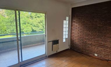 DEPARTAMENTO 2 AMBIENTES EN EL CORAZÓN DE CANNING (A 100 mts de Shopping Las Toscas)