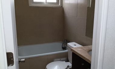 CASA TIPO TOWN HOUSE DE 3 PISOS 3 DOR , 2 ESTACIONAMIENTOS