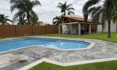 RENTA DEPARTAMENTO PRIMER NIVEL PUERTA REAL QUERETARO