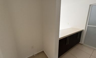 RENTA DEPARTAMENTO PRIMER NIVEL PUERTA REAL QUERETARO