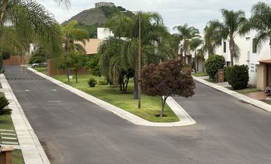 RENTA DEPARTAMENTO PRIMER NIVEL PUERTA REAL QUERETARO