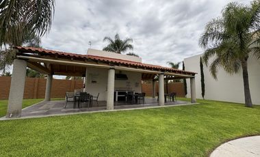 RENTA DEPARTAMENTO PRIMER NIVEL PUERTA REAL QUERETARO