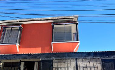 Se vende amplia casa ubicada en coronel.