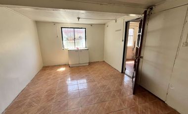 Se vende amplia casa ubicada en coronel.