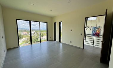 Venta Casa de Lujo, Triple Altura, Residencial El Mayorazgo Querétaro $6.5 MDP