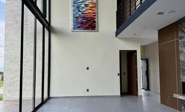 Venta Casa de Lujo, Triple Altura, Residencial El Mayorazgo Querétaro $6.5 MDP