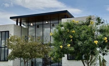 Venta Casa de Lujo, Triple Altura, Residencial El Mayorazgo Querétaro $6.5 MDP