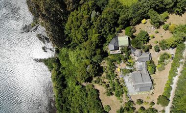 Se vende espectacular casa a las orillas del lago Lanquihue, Puerto Varas