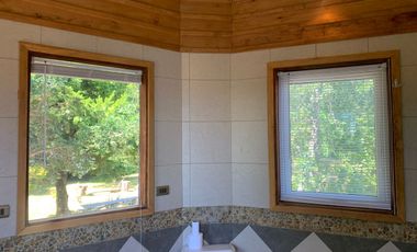 Se vende espectacular casa a las orillas del lago Lanquihue, Puerto Varas