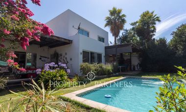 Se vende hermosa casa 5D, 5B, 2E Alto Macul