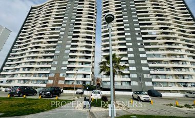 Departamento en Arriendo Amoblado Año Corrido frente a la playa