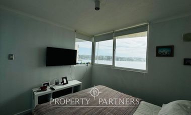 Departamento en Arriendo Amoblado Año Corrido frente a la playa