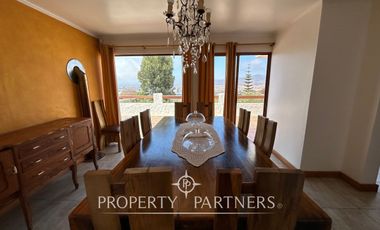 En Arriendo Gran Casa en La Herradura con Vista al Mar