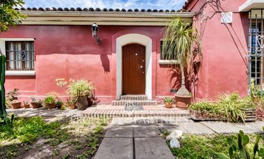 Preciosa casa en barrio Guillermo Francke