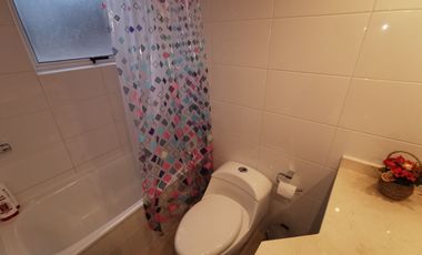 Amplio departamento en arriendo por año corrido