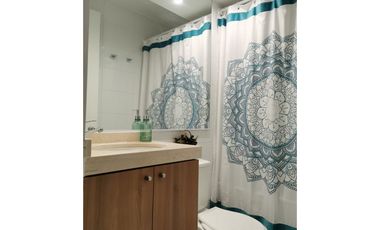 Amplio departamento en arriendo por año corrido