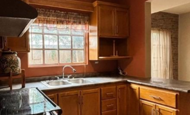 Casa en Las Aldabas, muy cerca de Campos Elíseos, Ciudad Juárez, Chihuahua.