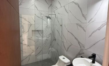 LINDA CASA DE ENTREGA INMEDIATA EN RESIDENCIAL ARBOLADA


L